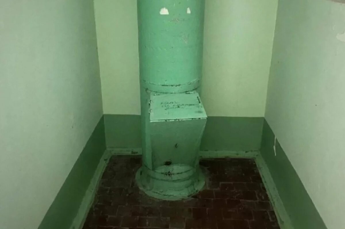    Сюда предполагаемый душегуб поместил свою знакомую.