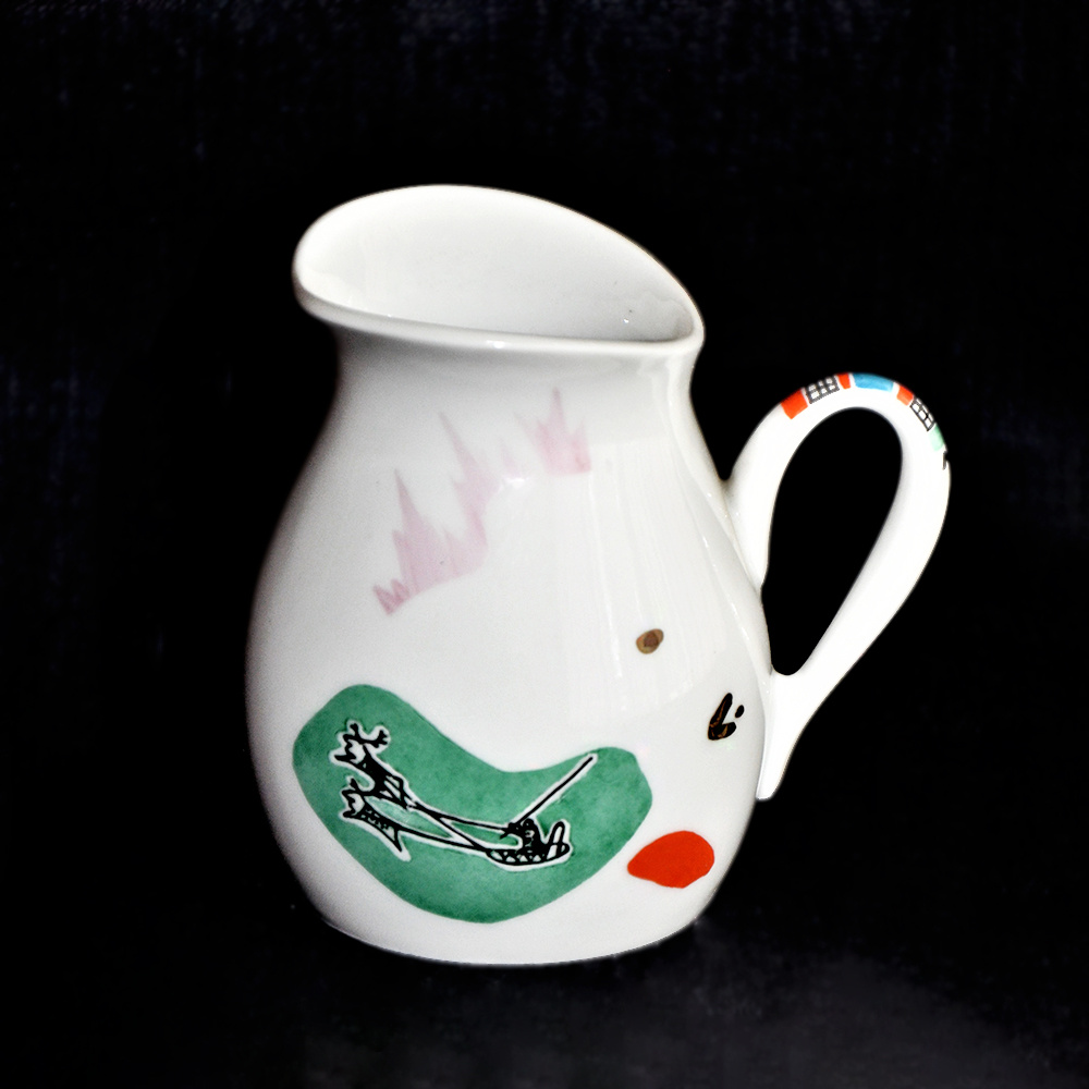 Молочник из сервиза «Северное сияние». 1963 год, ЛФЗ. Автор формы Эдуард Михайлович Криммер, автор росписи Людмила Викторовна Протопопов