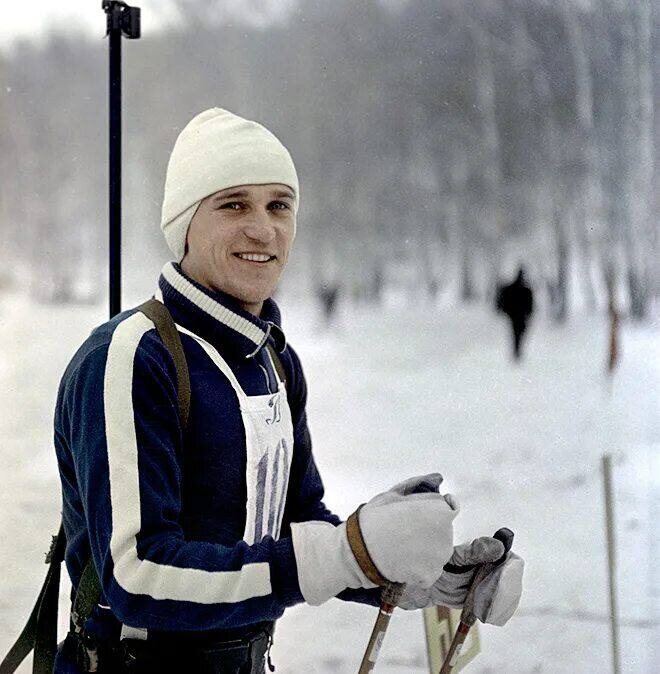 Александр Тихонов 