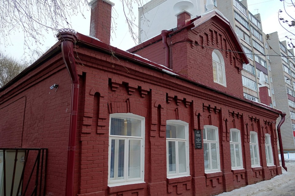    Здание, в котором расположен музей, построили 116 лет назад. Фото: kirovreg.ru