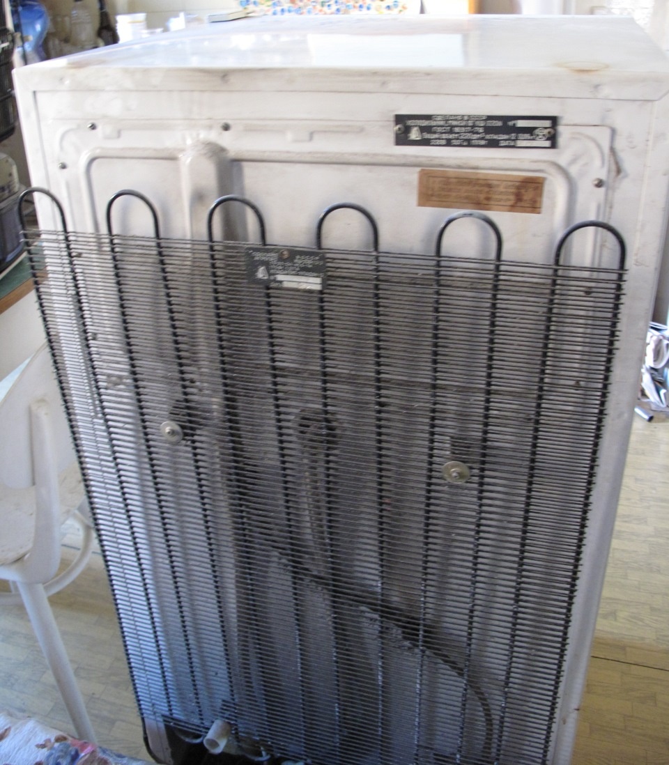 Бытовой Холодильник