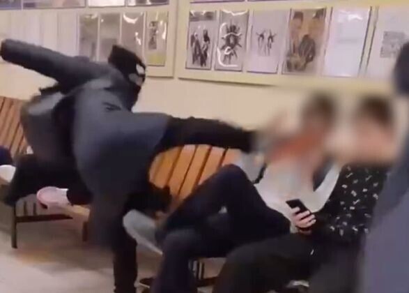     / Источник: Кадр из видео