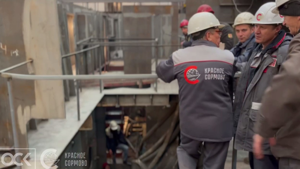 На головном лайнере проекта 00840 "Карелия" началась обстройка жилой зоны / Фото: "Красное Сормово"  📷
