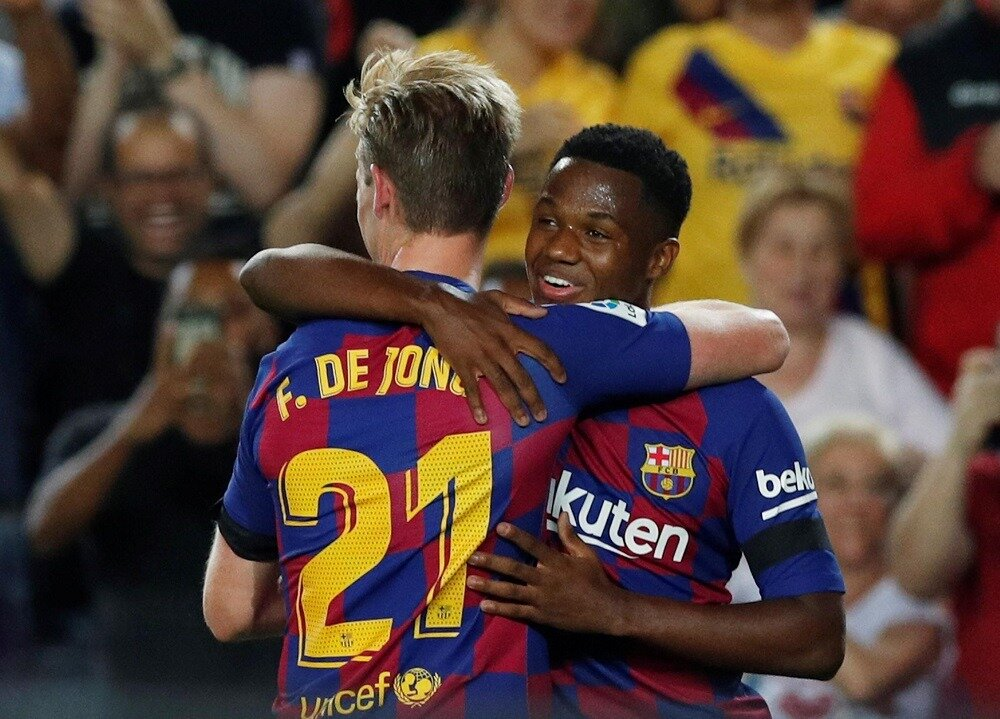 де Йонг и Фати на выход из Барсы?