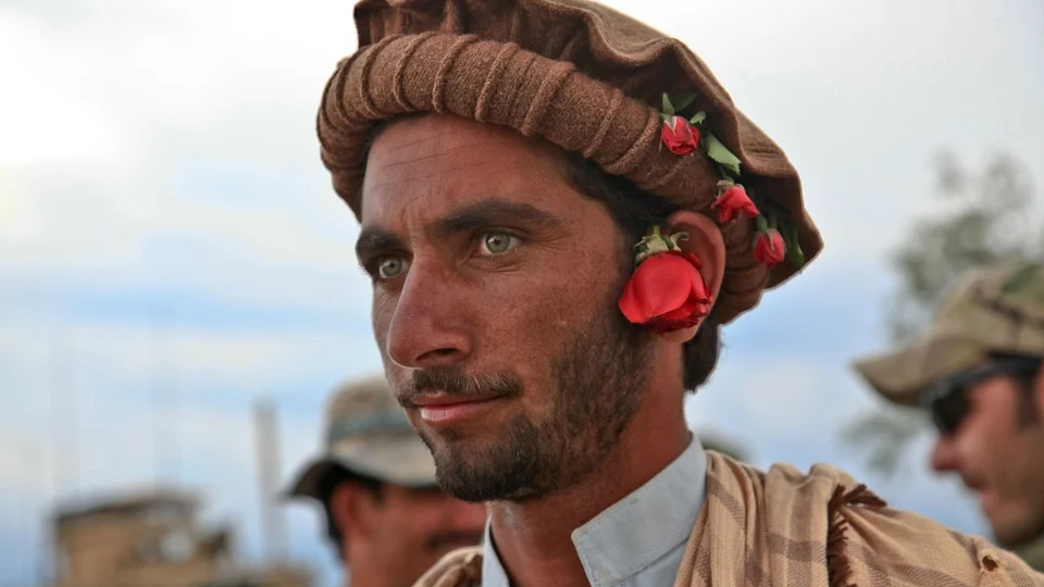 Почему таджикский, а не пашто является государственным языком Афганистана?