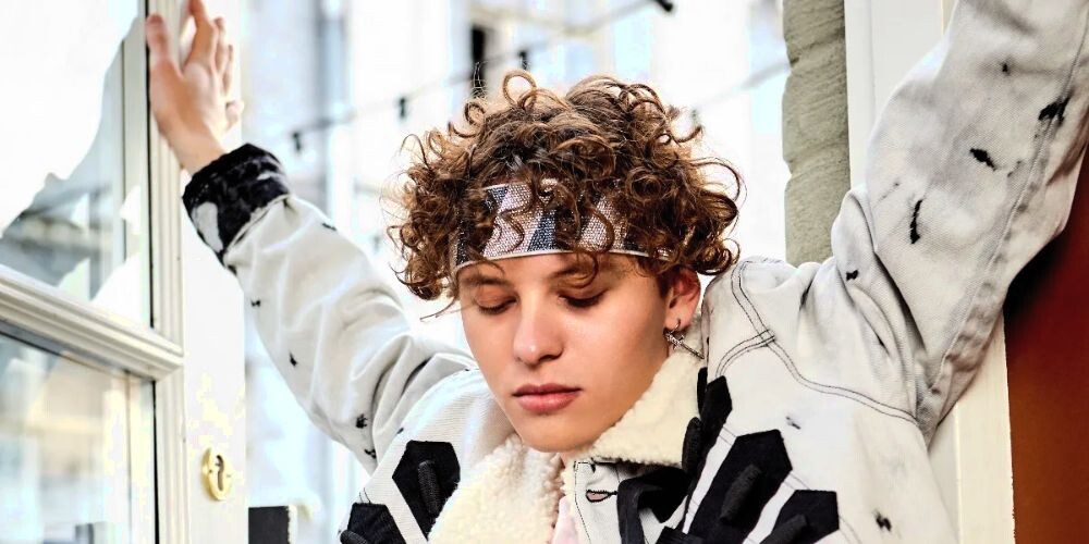 Шарлот* надеялся на карьеру за рубежом