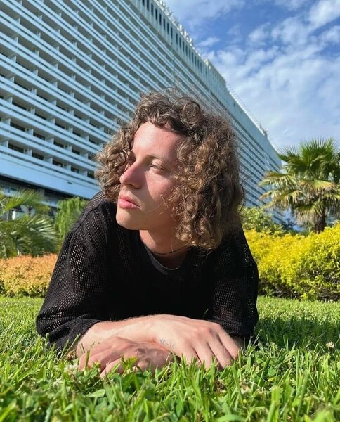 Эдуард* принес извинения за провокации