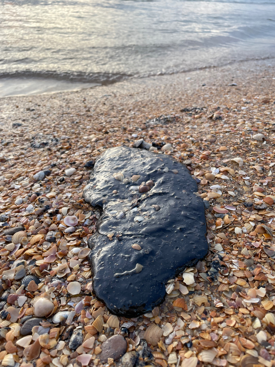 И такие неприятные презенты здесь повсюду 😢