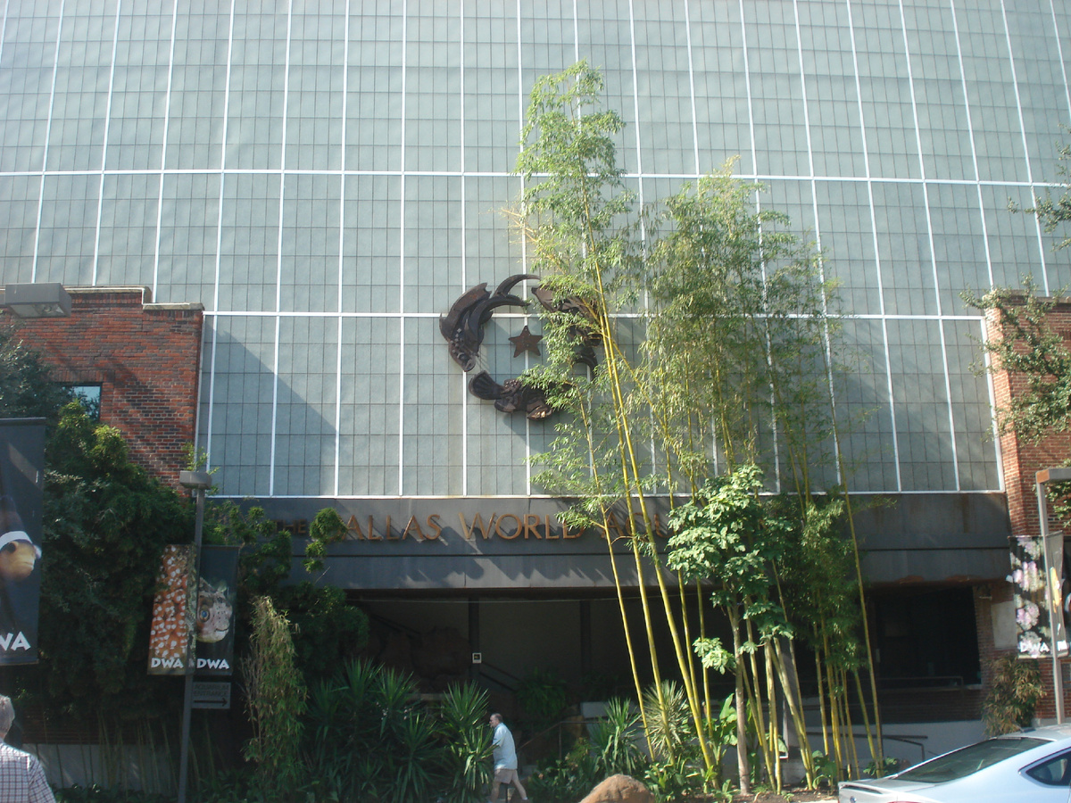 Dallas World Aquarium (DWA)