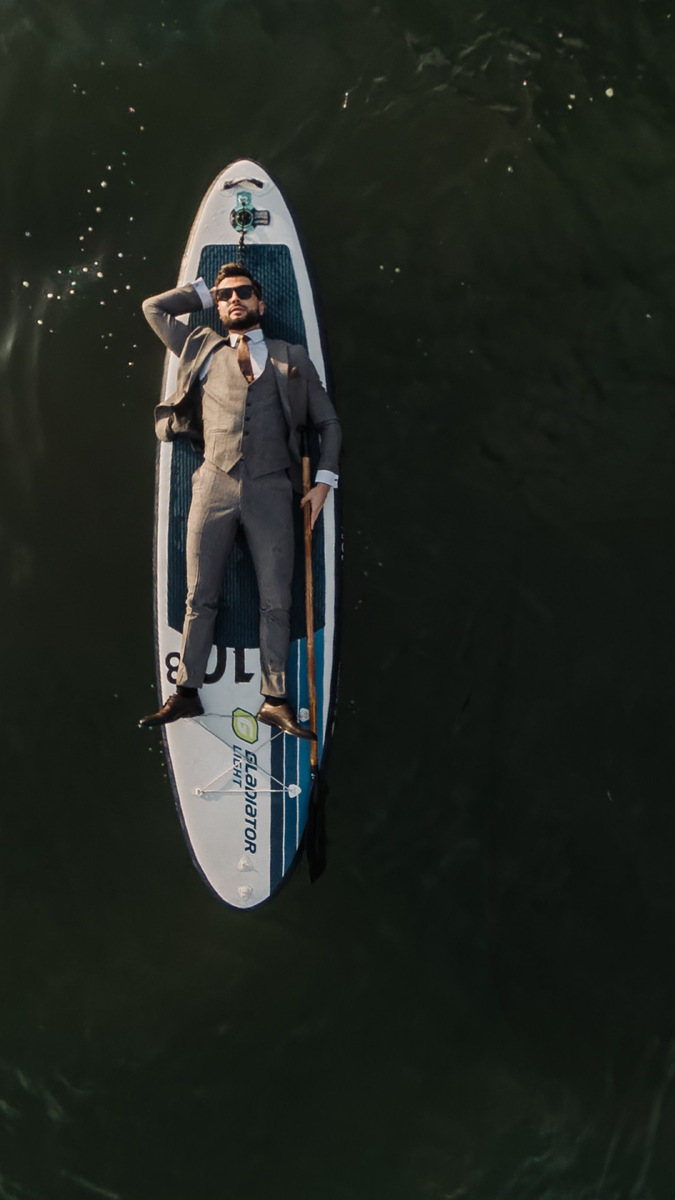 Мужской костюм тройка в сером цвете Mazaltovman 