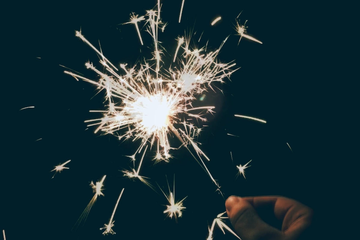     Кто изобрел бенгальские огни и почему они называются именно так