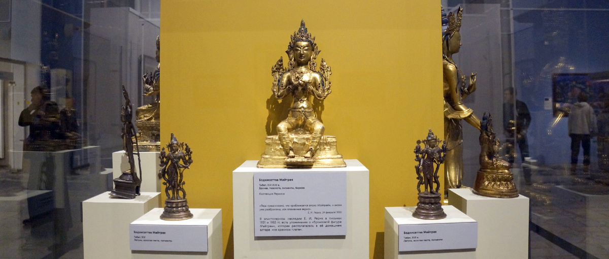 Выставка "Миры Майтреи" в пав. № 13 ВДНХ. Фотография автора.