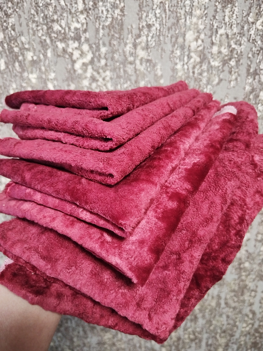 Семь отрезов плюша