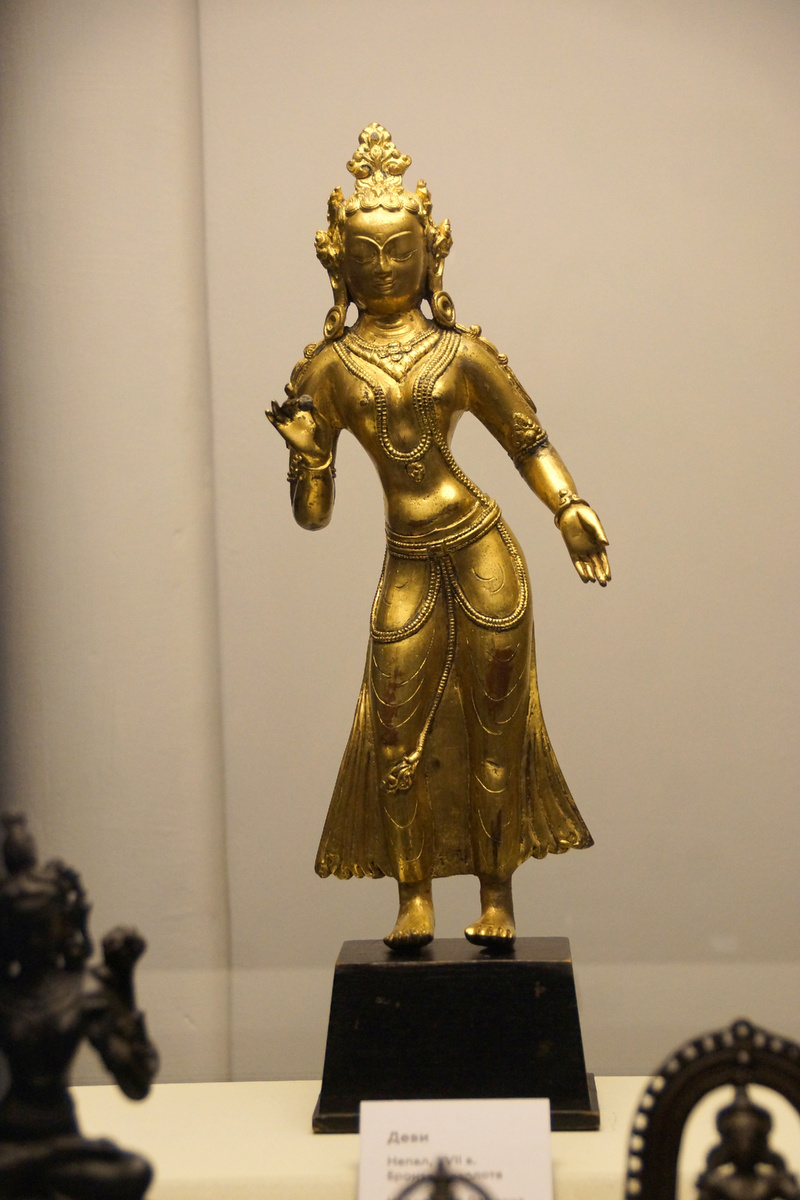 Деви. Непал, XVII в. ГМВ, Москва. Учётный номер: ГМВ КП 26019, 5613 II, ГК 4434706. Выставка "Миры Майтреи". ГМВ. Пав. № 13 ВДНХ. Фотография автора.