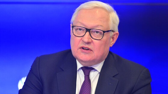    Рябков заявил, что в Москве видят признаки гонки вооружений с США Виктория Шварц