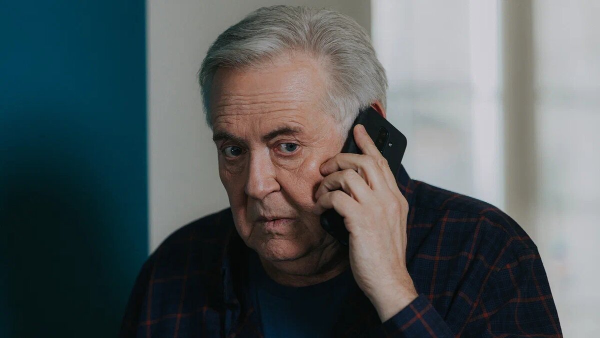 Кадр сериала «Артист с большой дороги».