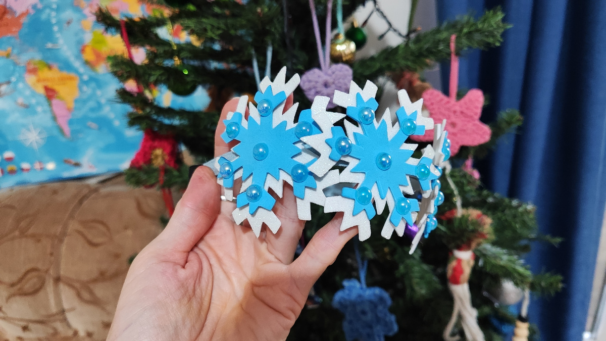 Вот такой ободок делала в прошлом году