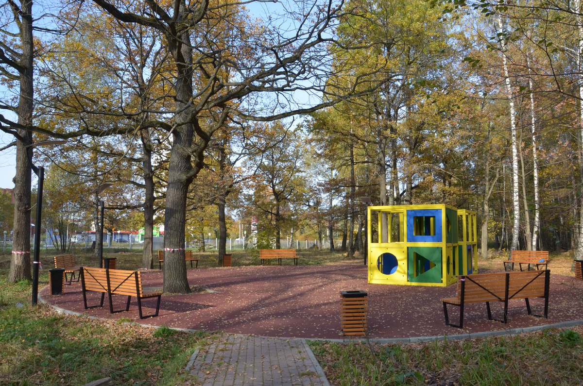 Территорию городского парка
благоустраивают в рамках проекта
губернатора Московской области
Андрея Воробьёва
«Парки Подмосковья»