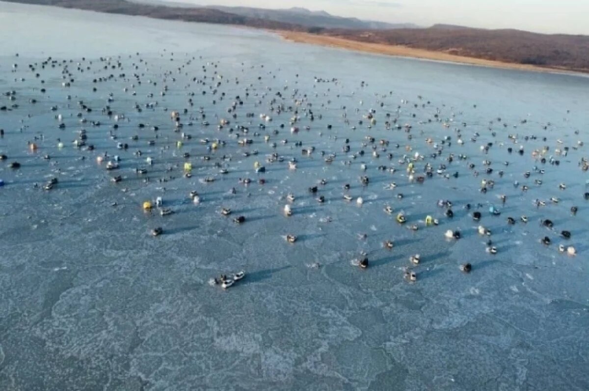     Нарушение этого запрета выхода на лед влечёт за собой штраф в размере до 50 тысяч рублей