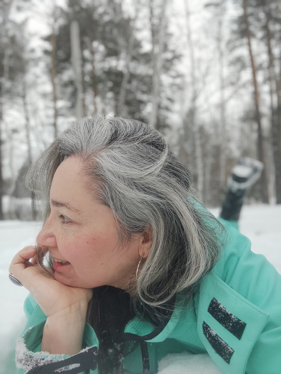 Автор. На снегу...