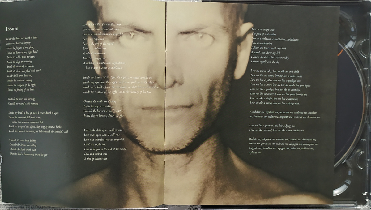 Sting "Sacred Love" DVD-Audio - Inside (booklet)