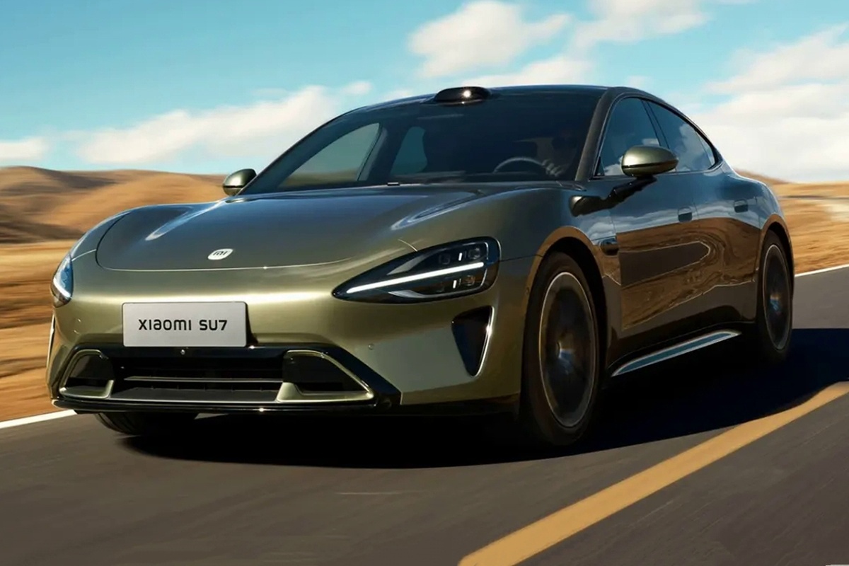 Xiaomi SU7 – вид спереди