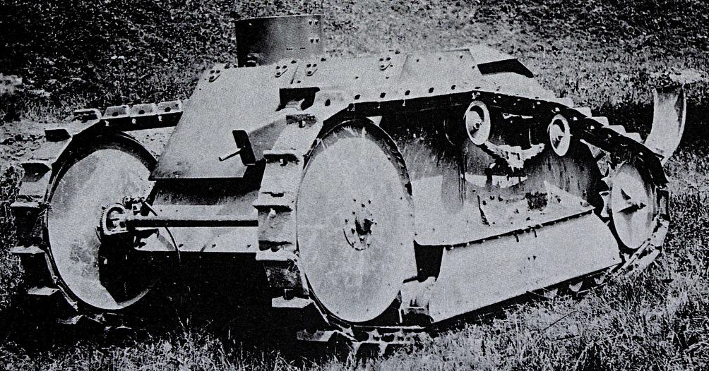 Картинка из свободных источников. Трехтонный танк "Форд"