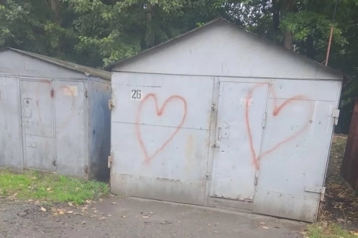    В Тюмени в районе улиц Дамбовская — Мельникайте изымаются гаражи