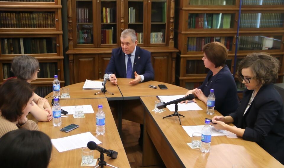    Пресс-конференция Александра Романенко. Источник: Виталий Барабаш