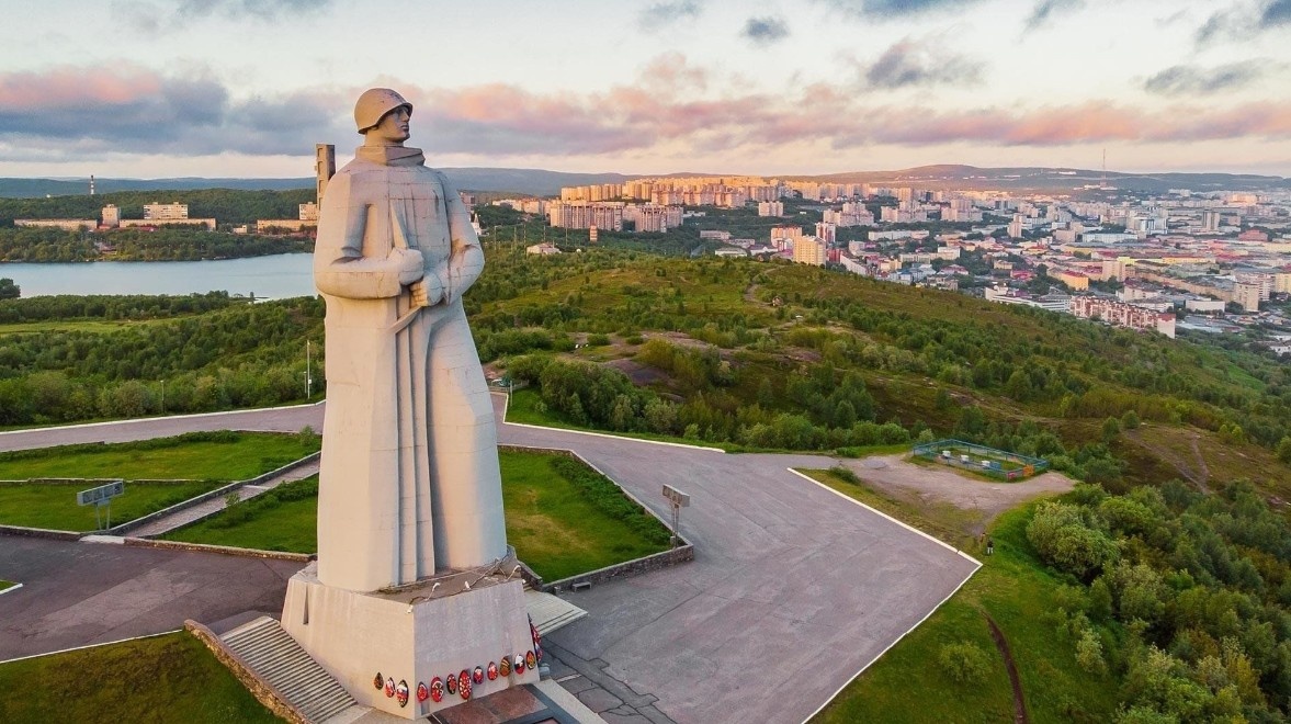 Памятник Алёша