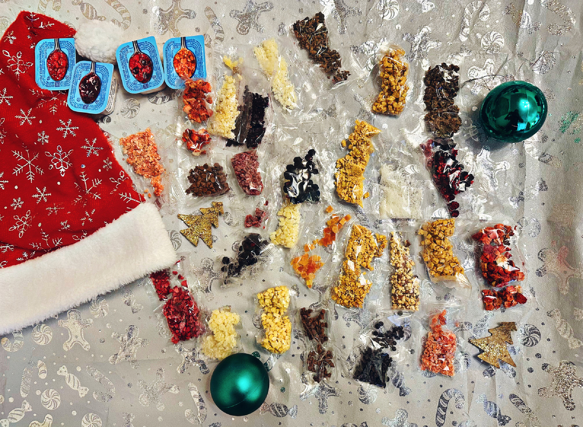 Все топпинги ещё в индивидуальной упаковке