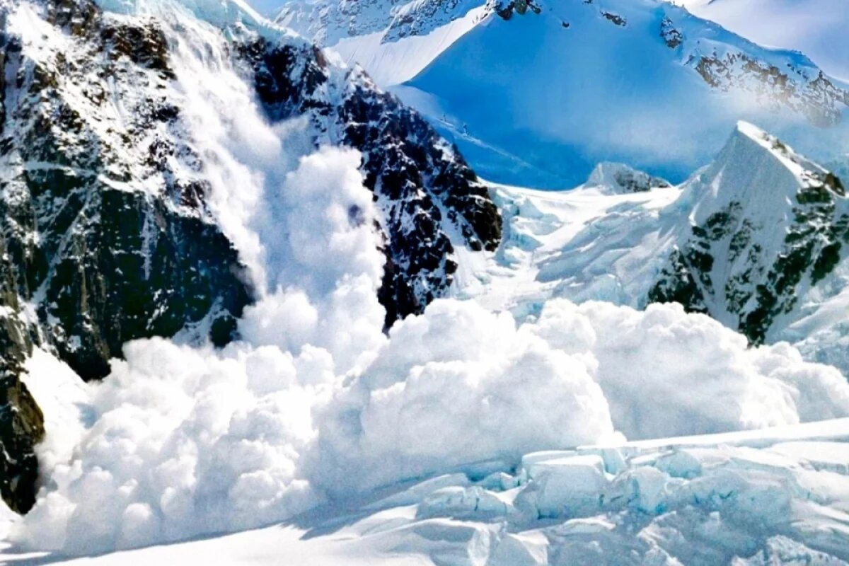    В Краснодарском крае объявили штормовое предупреждение о лавиноопасности