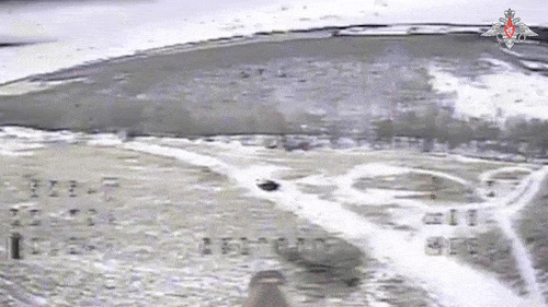    Дроноводы продолжают расправляться с техникой противника//Видео с официального ТГ-канала Минобороны