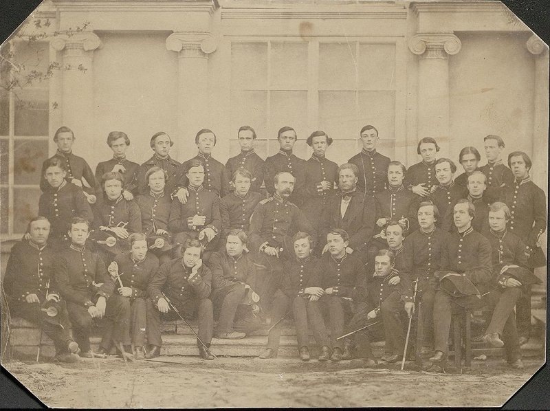 Группа выпускников Училища правоведения.1859 г. (А. Н. Апухтин в 3-ем ряду 4-ый справа)