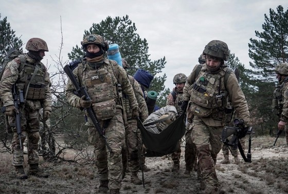    Солдаты ВСУ