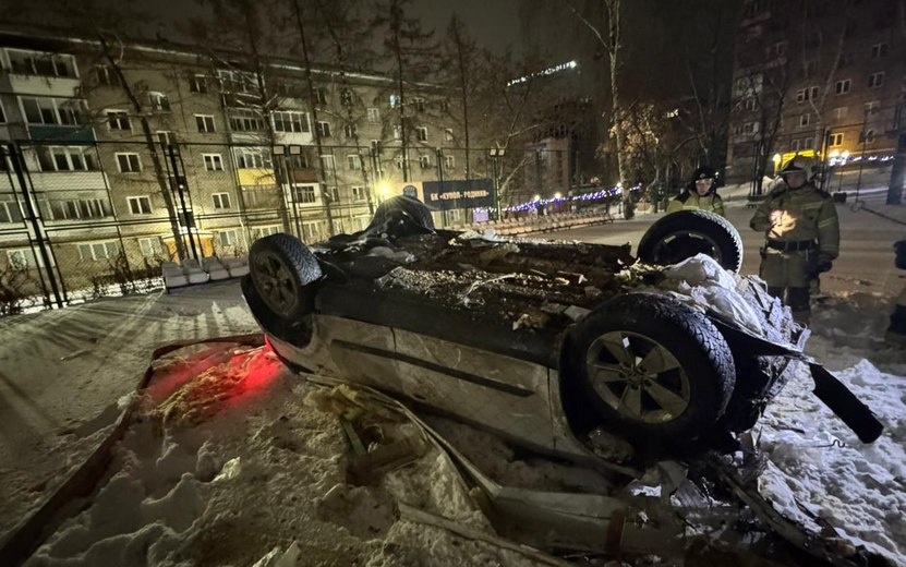    Ларек на улице Кирова в Ижевске протаранил водитель «Шкоды»