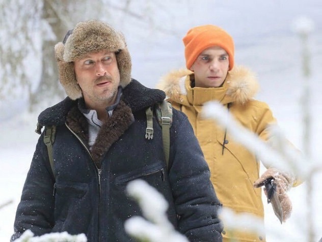  Кадр из фильма «Елки 6» (6+), когда Дмитрий Нагиев отмечал Новый год в лесу. Вот так – круто!