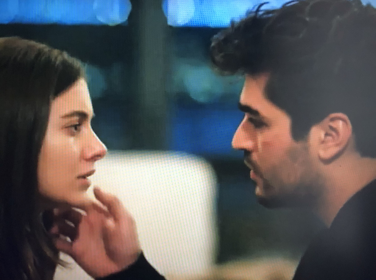 Кадр из сериала 