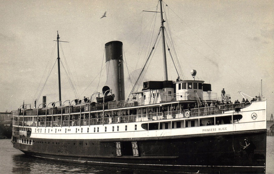 Пароход Принцесса Алиса. Источник: https://golnk.ru/D6Nyd
