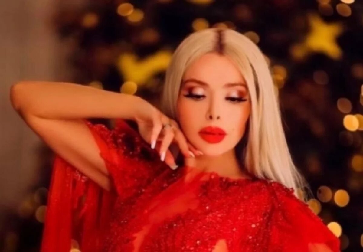    Олигархи Рублевки заявили, что едят на Новый год ежей и фуагра