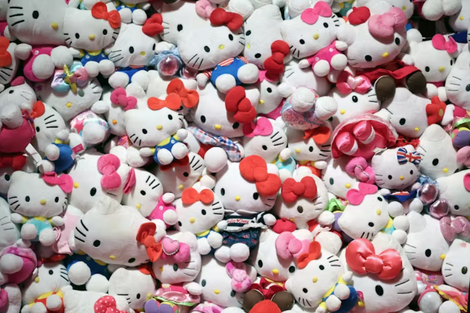 Игрушки на выставке «милой культуры» в Сомерсет-хаусе, Лондон. 