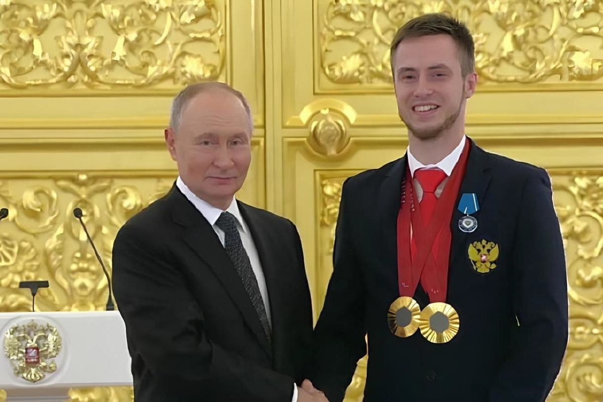    На приёме у президента России Андрей Вдовин поблагодарил Владимира Путина за поддержку спортсменов с ограниченными возможностями здоровья