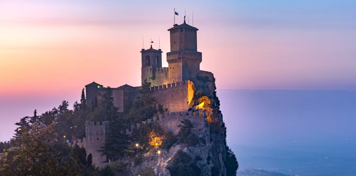 Сан-Марино — одно из четырёх микрогосударств с очень своеобразным конституционным устроем