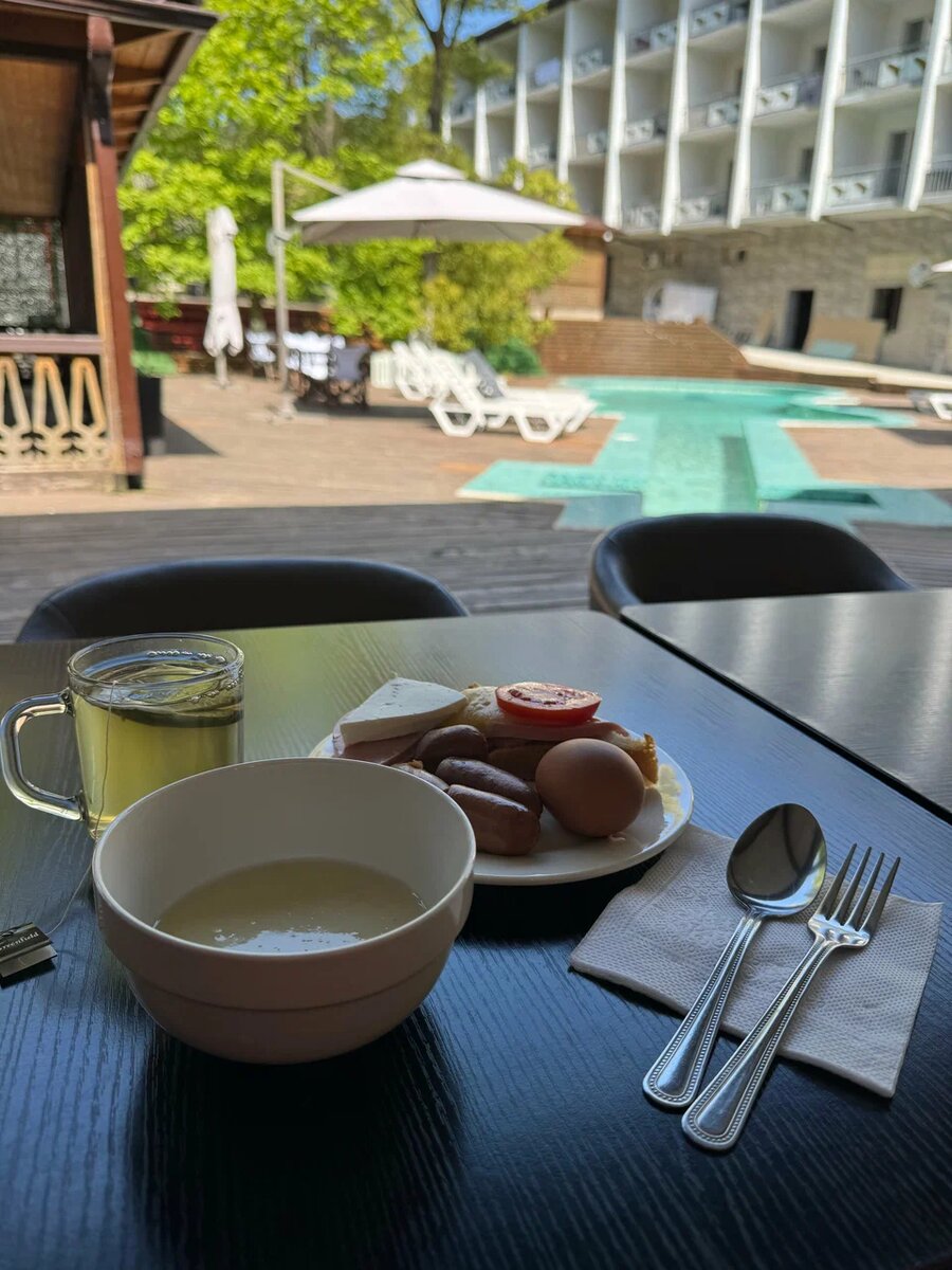 Завтрак в отеле Родина. Фото из интернета.