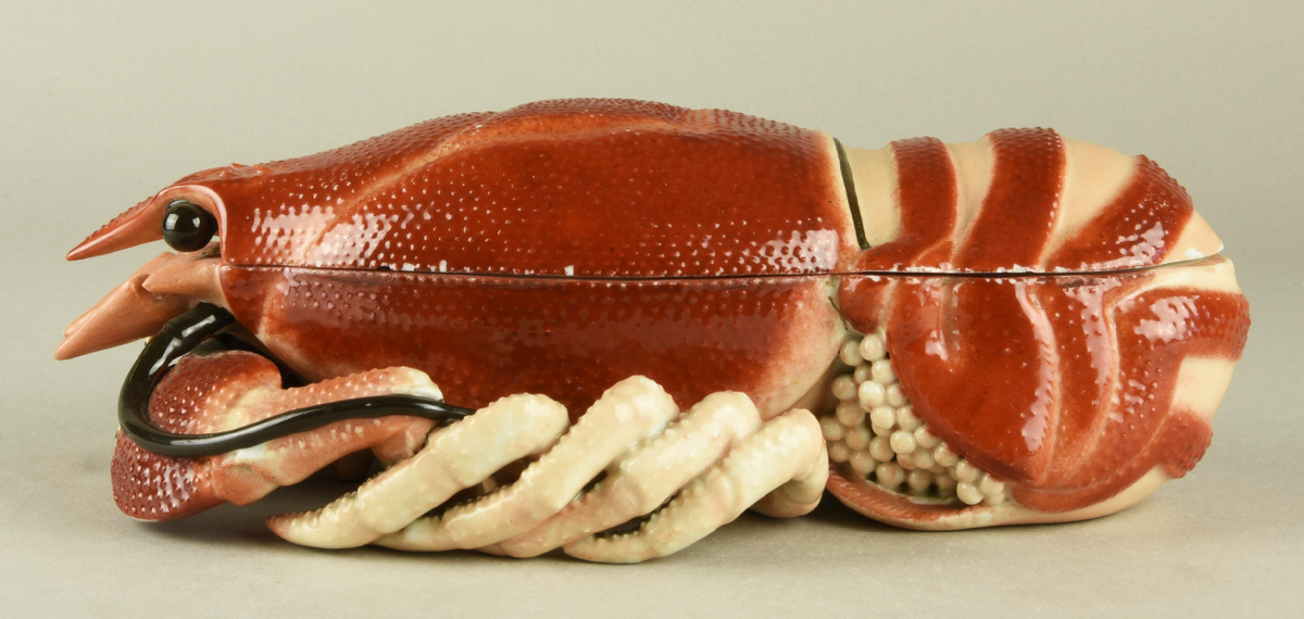 Масленка в виде лобстера. Завод Товарищества М. С. Кузнецова. Конец XIX — начало XX вв.