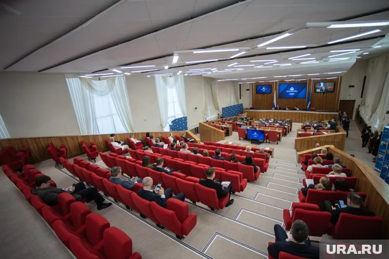 В аппарате ямальского заксобрания работают 70 сотрудников
Фото: Илья Московец © URA.RU