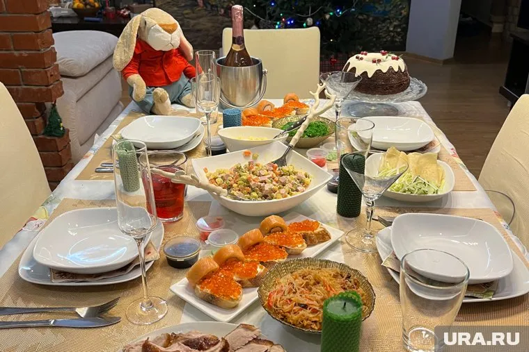 Температура в холодильнике должна быть не более пяти градусов
Фото: Сергей Русанов © URA.RU