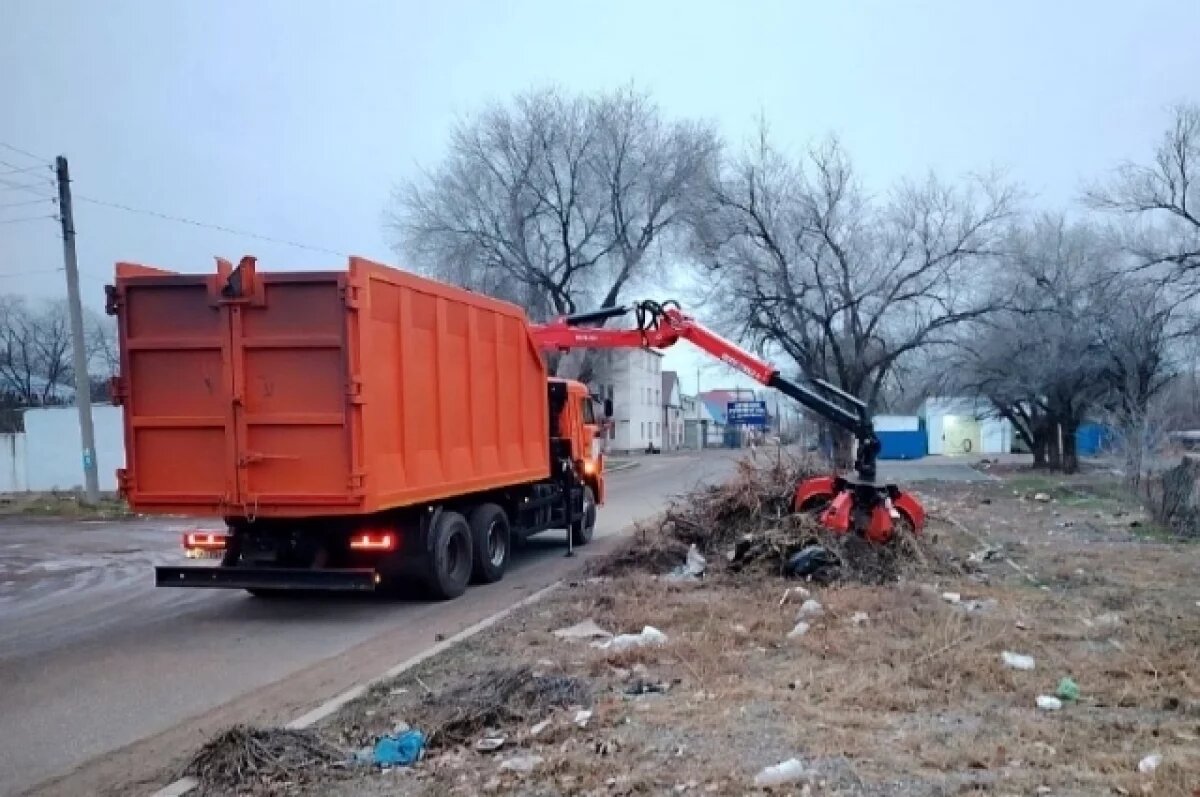    В Астрахани за год убрали более 5000 несанкционированных свалок