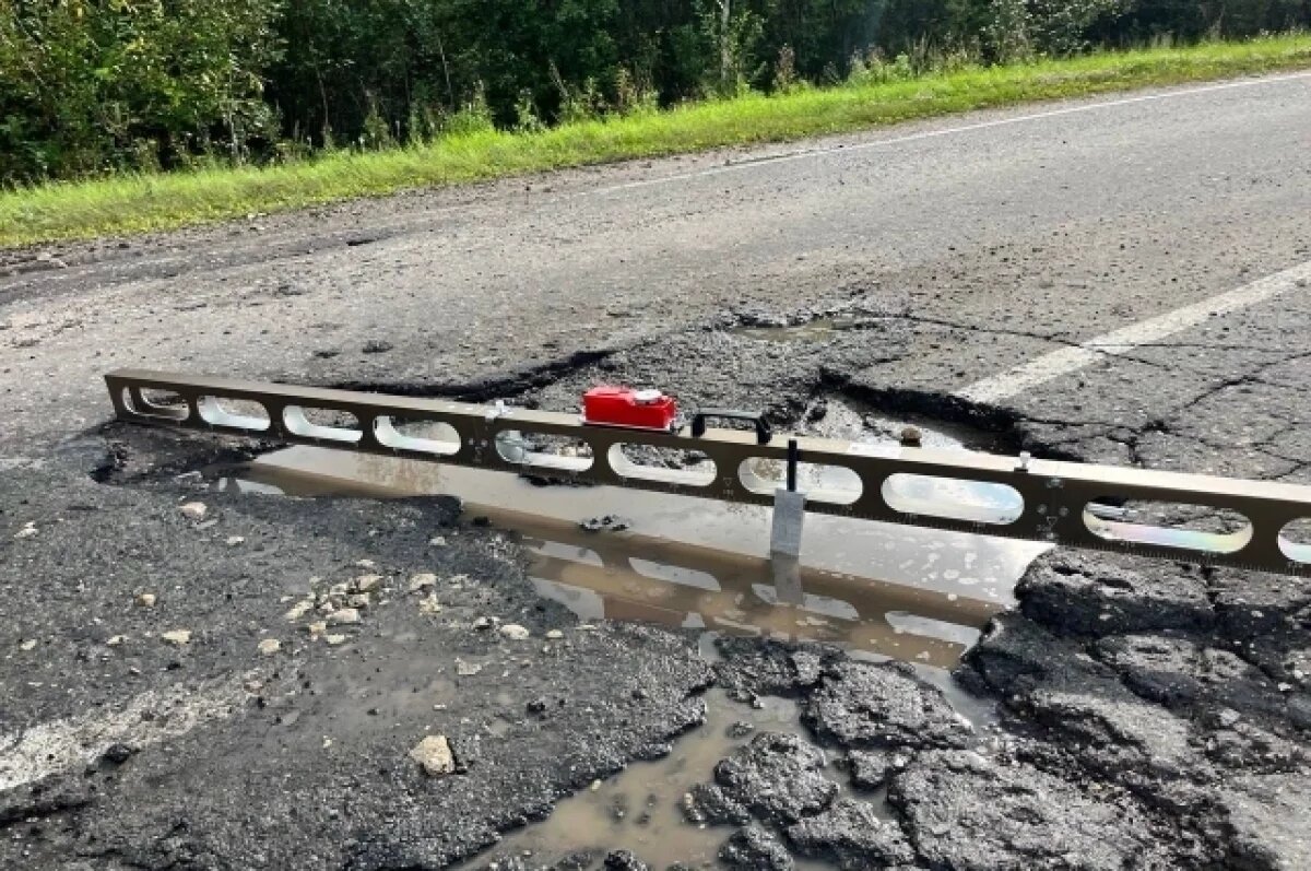    Прокуратура требует отремонтировать аварийную дорогу в Тегульдетском районе