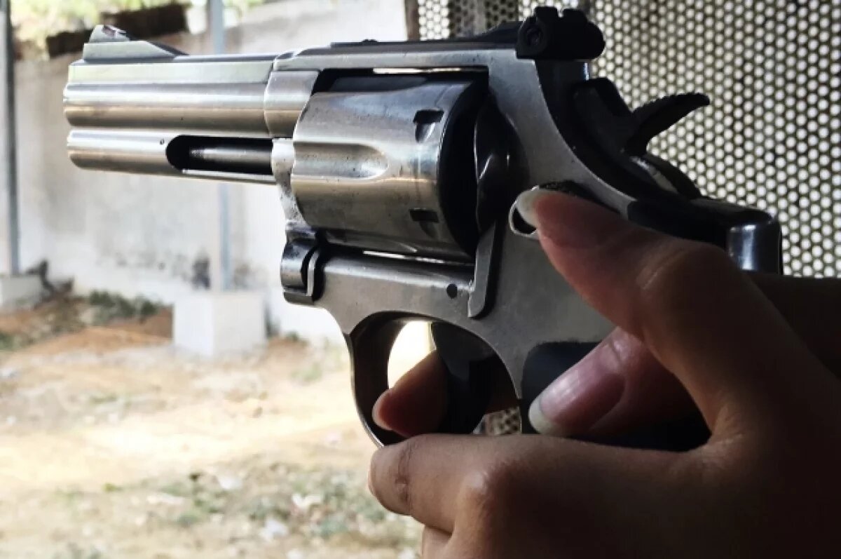    Омичи жалуются на закрытый детский тир